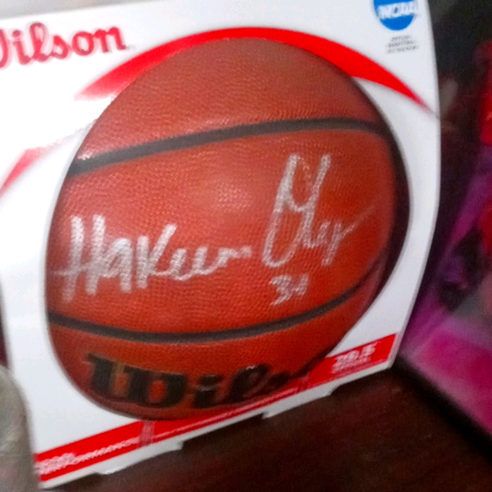 Hakeem Olajaan signed basket ball